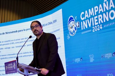 Leonardo Basso señaló que “el resultado muy positivo que nos muestra lo que pasó esta campaña de invierno respecto al virus sincicial, cementa una forma de trabajar entre academia, sector público y sector privado en temas de salud".